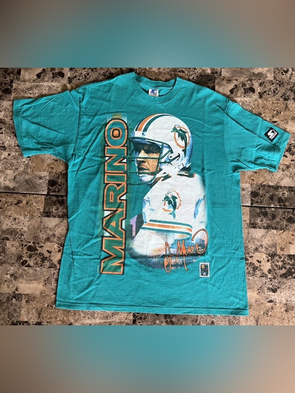 Vintage Dan Marino 90's Miami Dolphins NFL Football T-Shirt Starter Made USA L